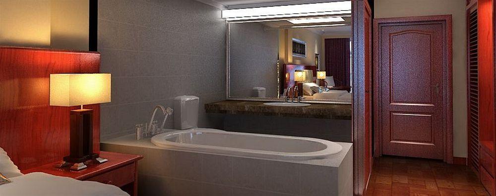 Diamond Hotel Phnom Penh Ngoại thất bức ảnh